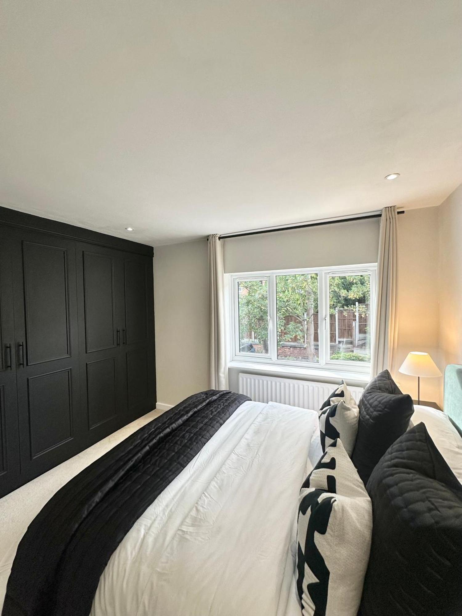 Canal Mews - 1 Min From Trafford Centre And 2 Min M60! Holiday home *